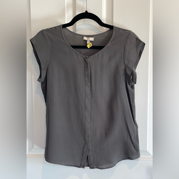 Joie Tops - Joie Gray Silk Cap Sleeve Top Size Small